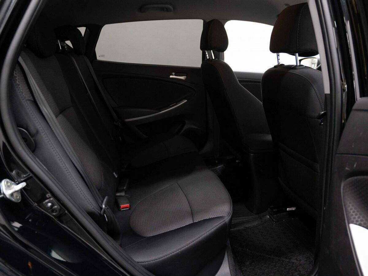 Купить Hyundai Solaris, 2016, 138 787 км, фото №10