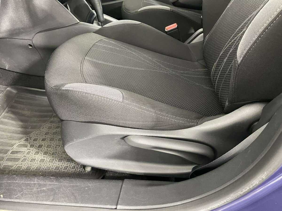 Купить Peugeot 208, 2014, 147 190 км, фото №10