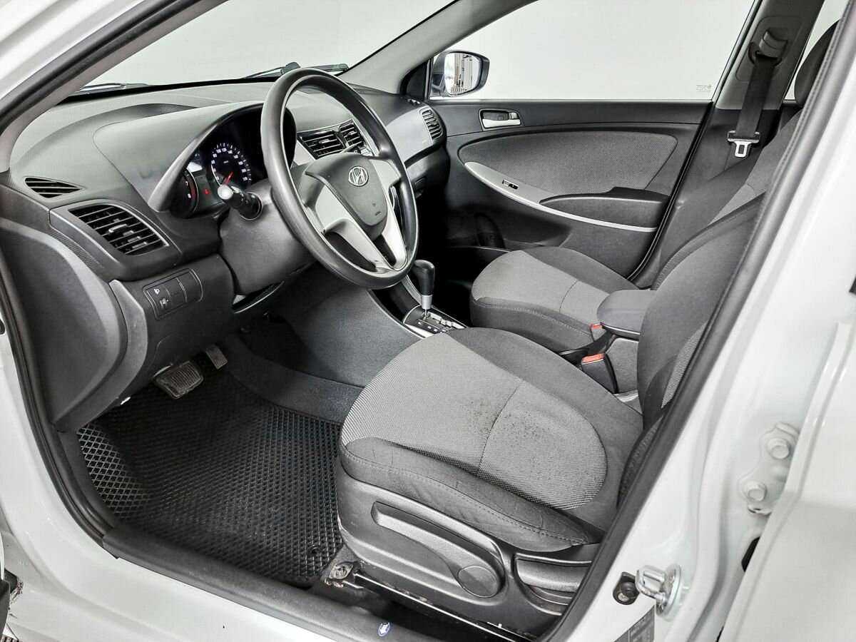 Купить Hyundai Solaris, 2013, 148 000 км, фото №16