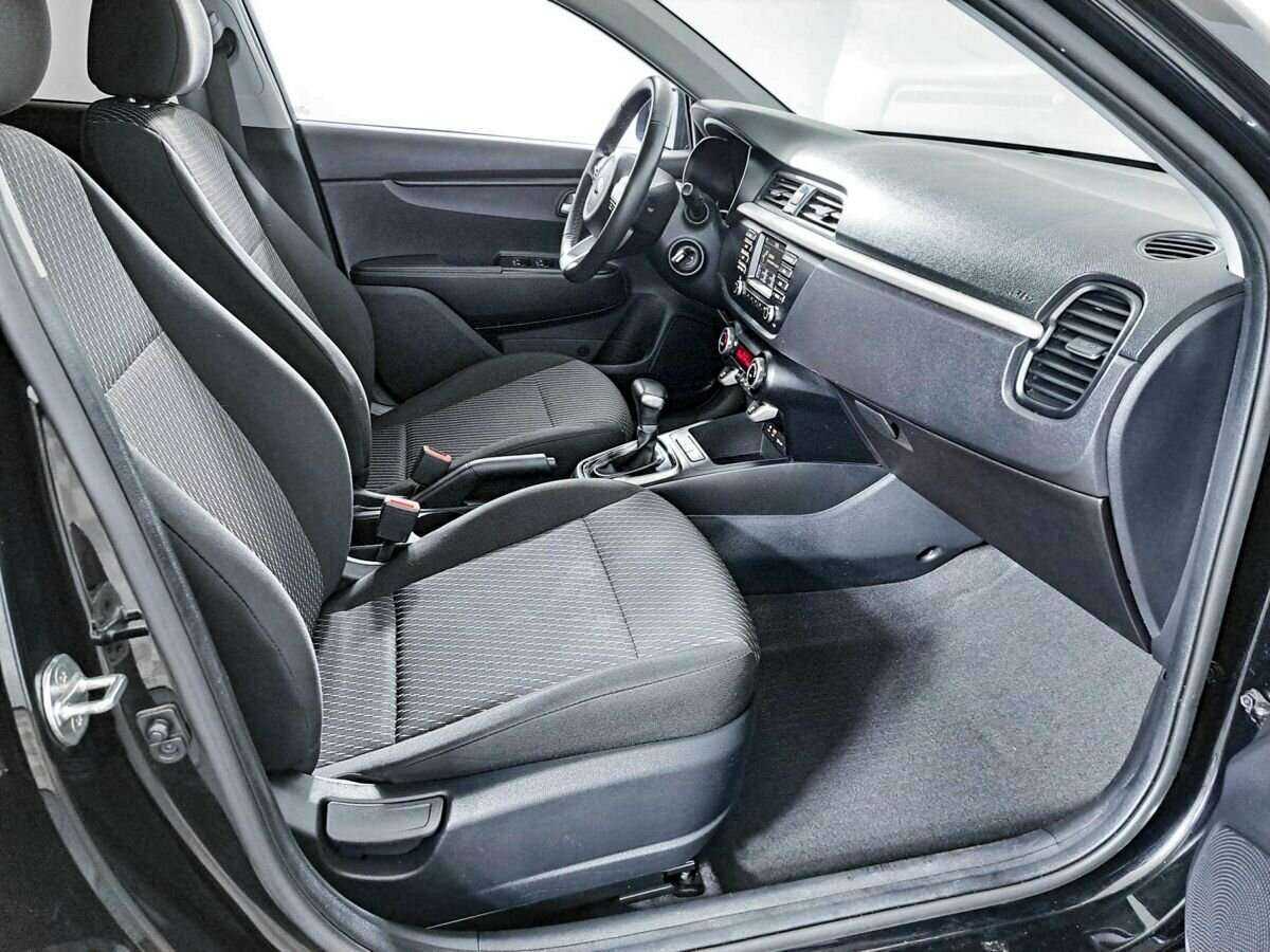 Купить Kia Rio X-Line, 2019, 68 400 км, фото №9