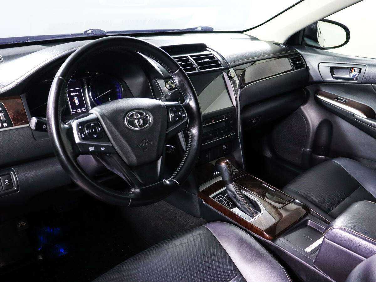Купить Toyota Camry, 2017, 94 000 км, фото №14