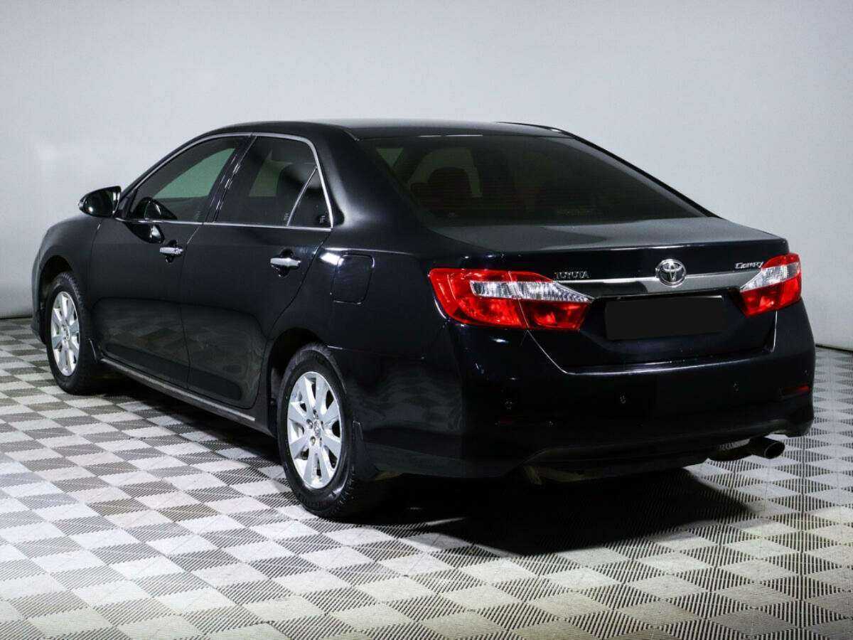 Купить Toyota Camry, 2012, 388 525 км, фото №6