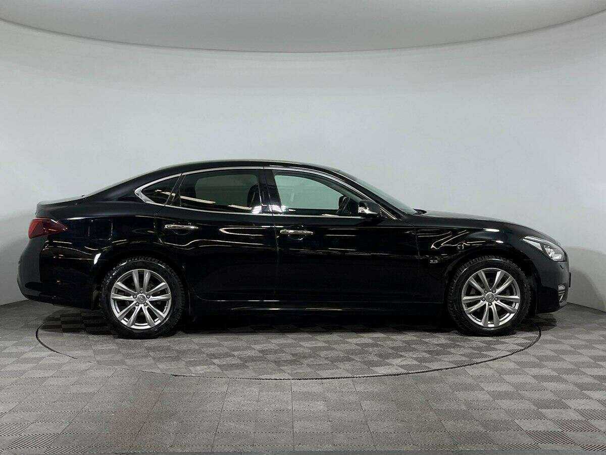 Купить Infiniti Q70, 2016, 78 000 км, фото №4