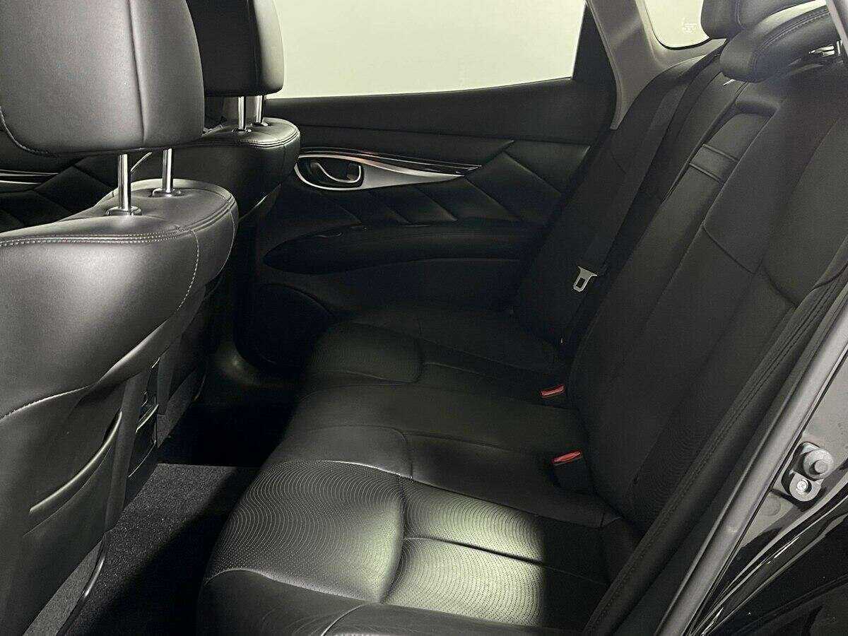 Купить Infiniti Q70, 2016, 78 000 км, фото №10