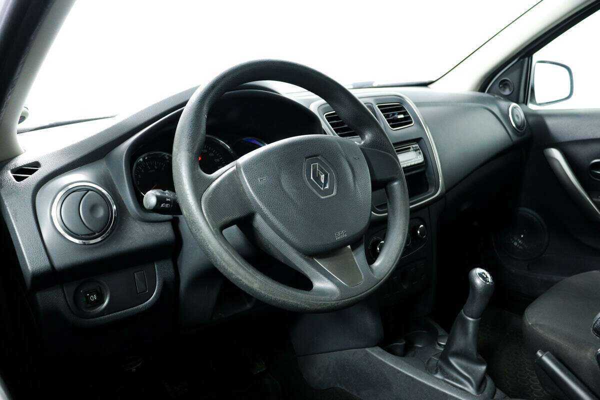 Купить Renault Logan, 2016, 121 131 км, фото №13