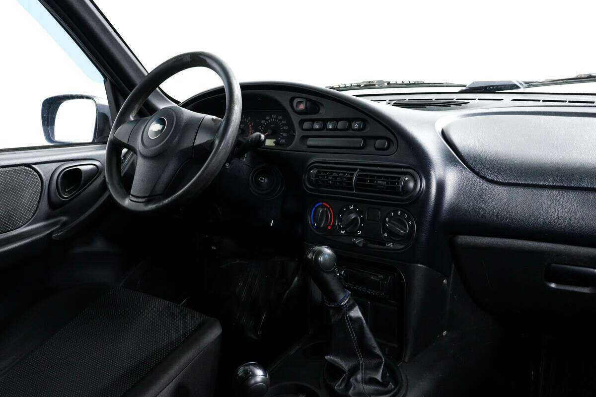 Купить Chevrolet Niva, 2014, 112 989 км, фото №9