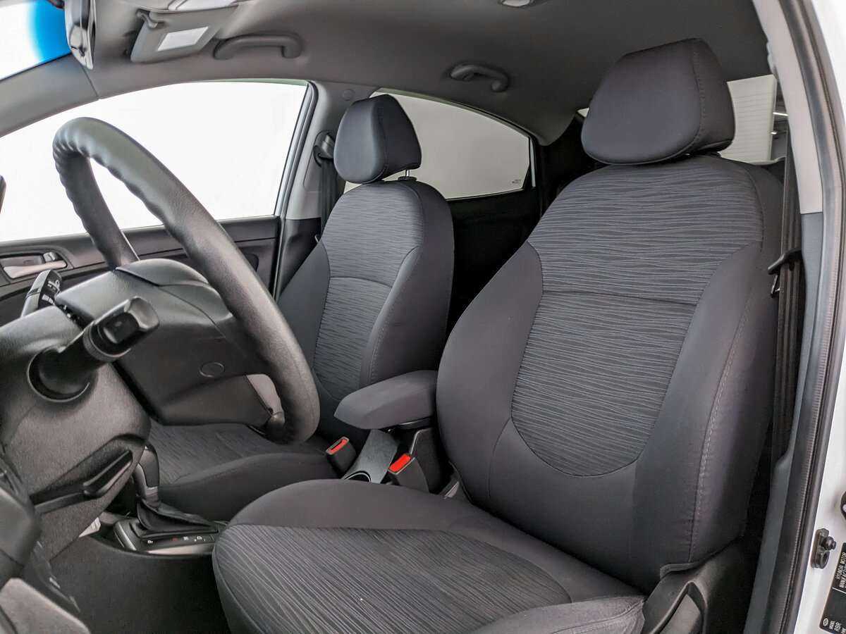 Купить Hyundai Solaris, 2015, 113 015 км, фото №14