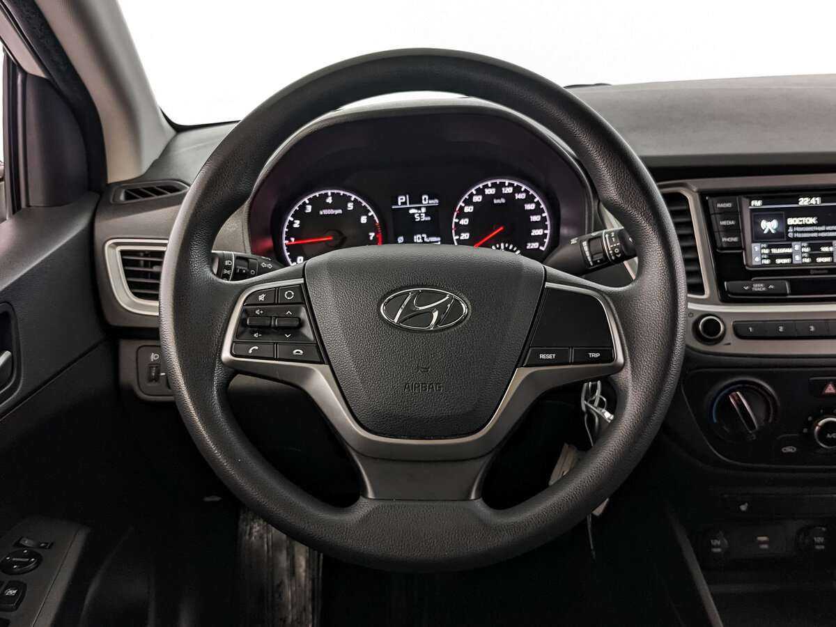 Купить Hyundai Solaris, 2021, 52 643 км, фото №18