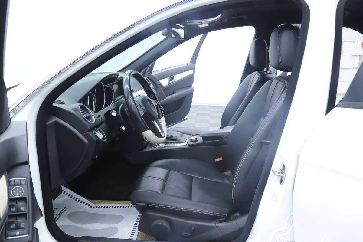 Купить Mercedes-Benz C-Класс 180, 2014, 121 500 км, фото №7