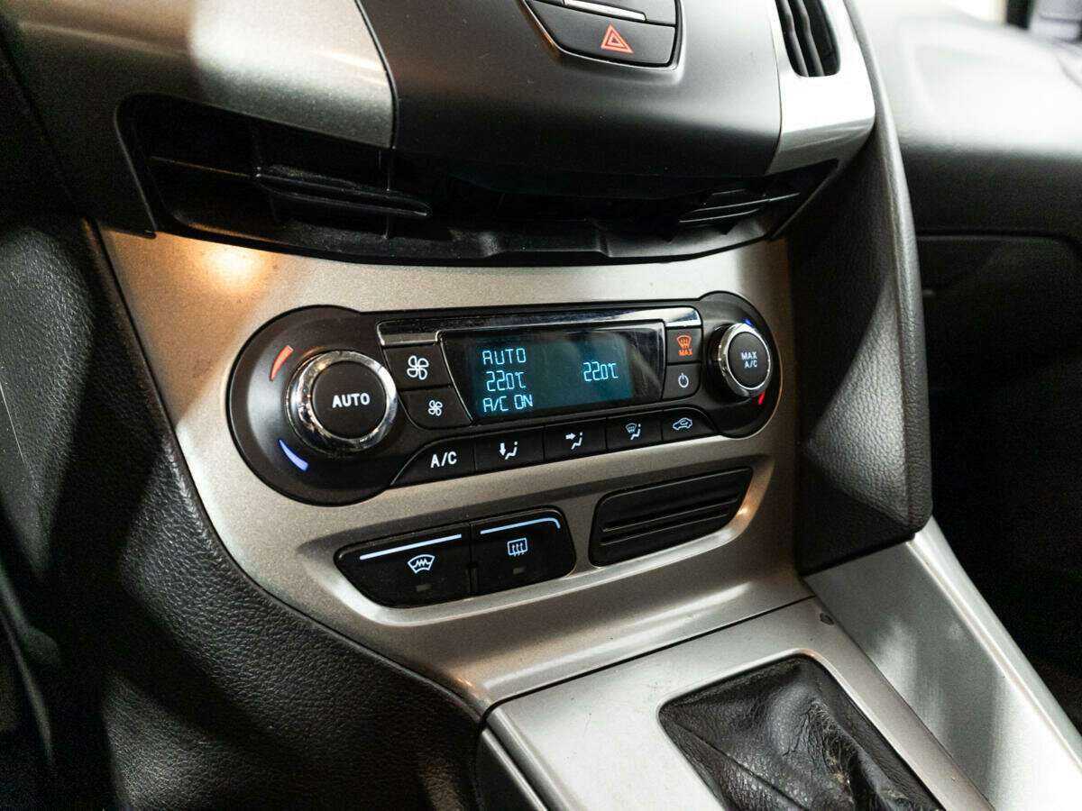 Купить Ford Focus, 2013, 213 136 км, фото №15