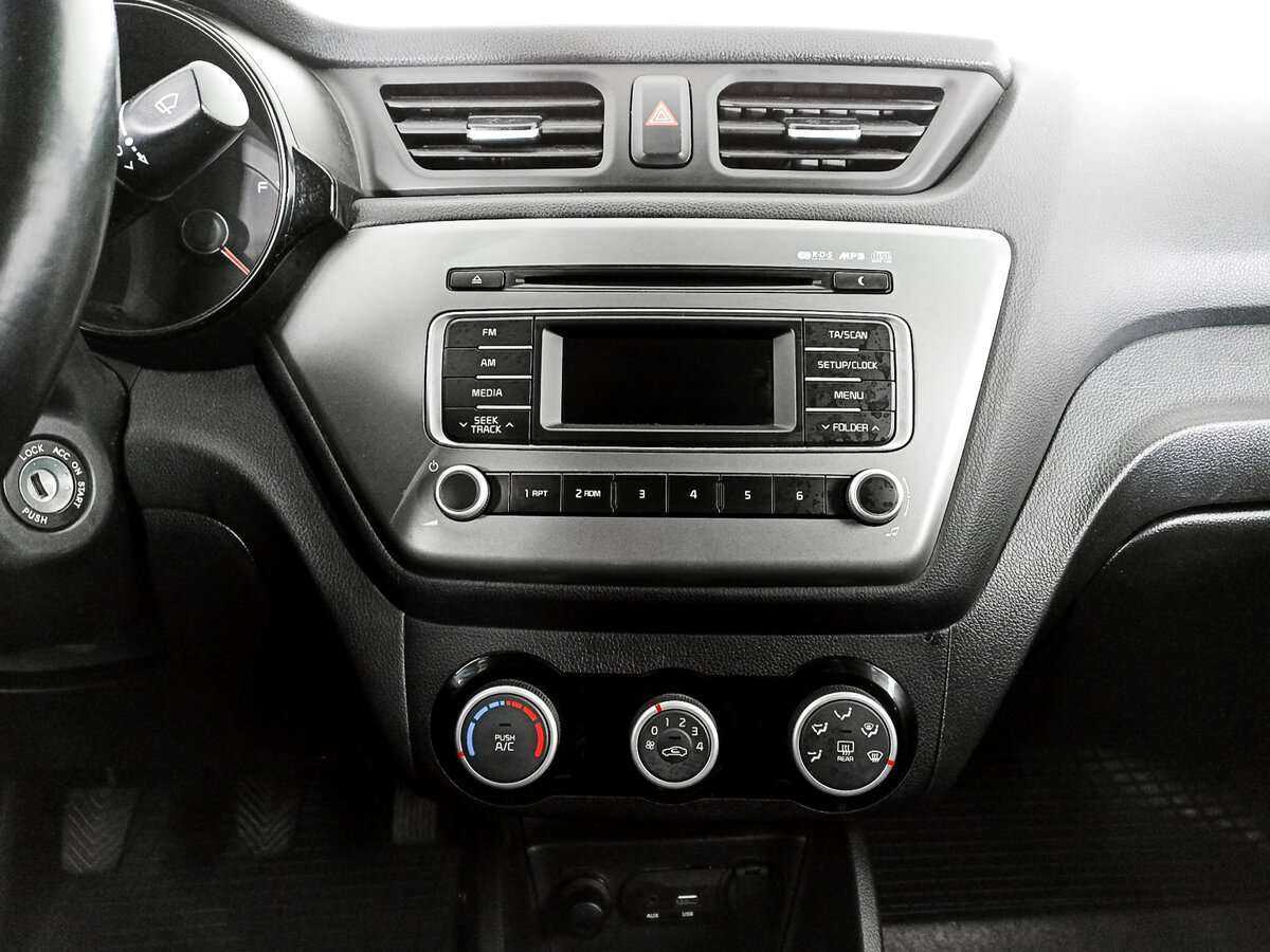 Купить Kia Rio, 2016, 152 103 км, фото №12