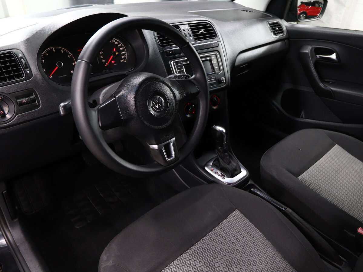 Купить Volkswagen Polo, 2013, 242 000 км, фото №6