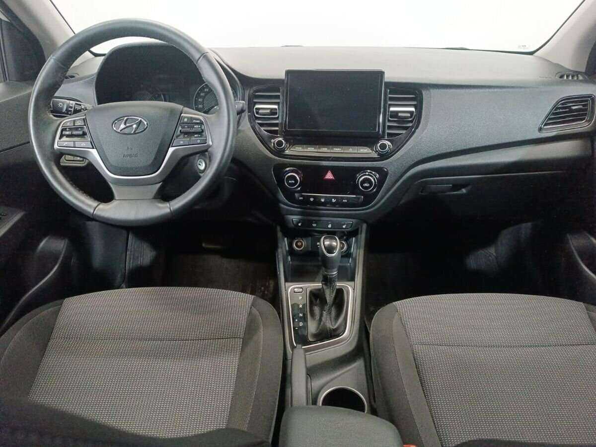 Купить Hyundai Solaris, 2022, 72 045 км, фото №9