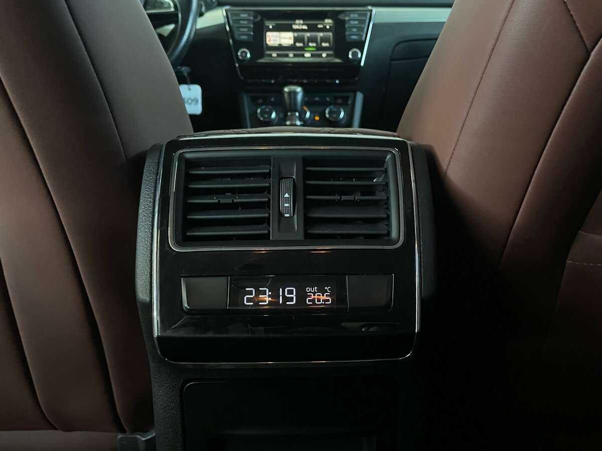 Купить Skoda Superb, 2015, 193 594 км, фото №18