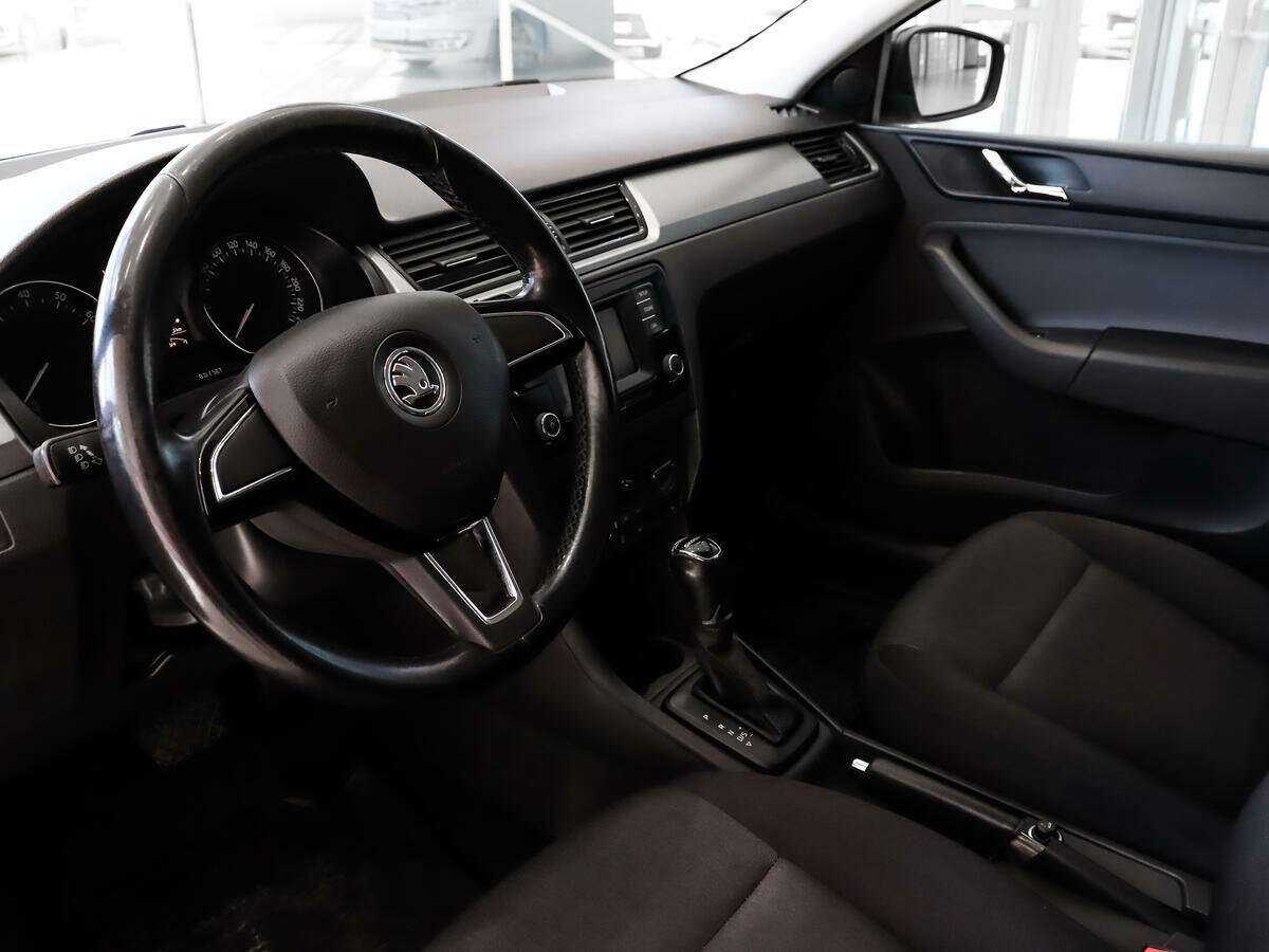 Купить Skoda Rapid, 2016, 63 428 км, фото №8