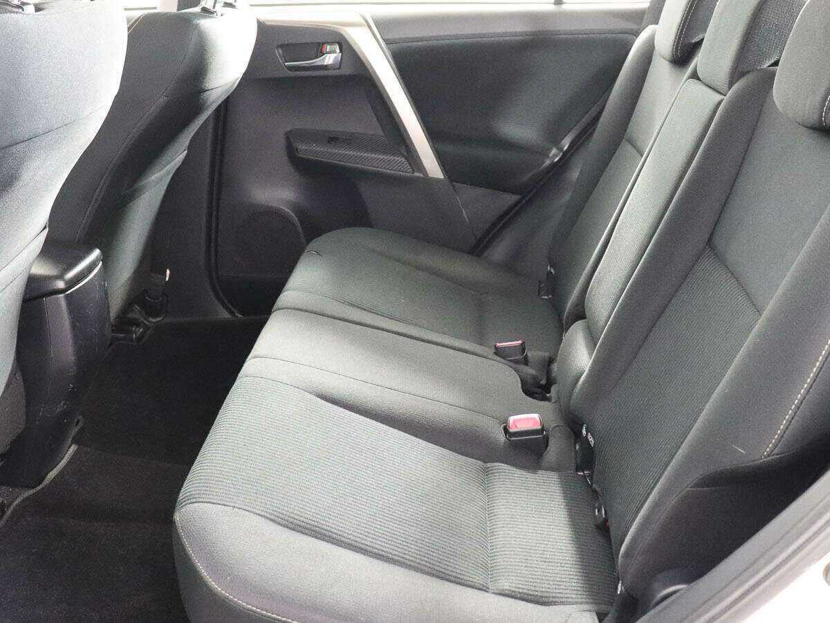 Купить Toyota RAV4, 2015, 200 624 км, фото №8