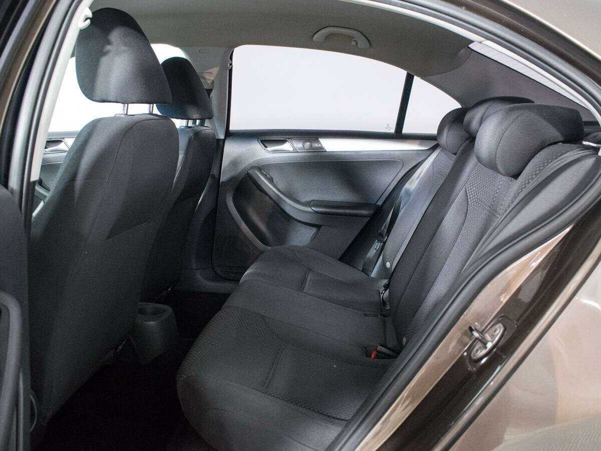 Купить Volkswagen Jetta, 2012, 187 526 км, фото №10