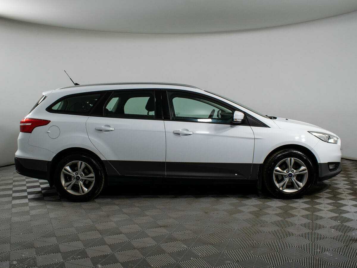 Купить Ford Focus, 2017, 142 182 км, фото №4