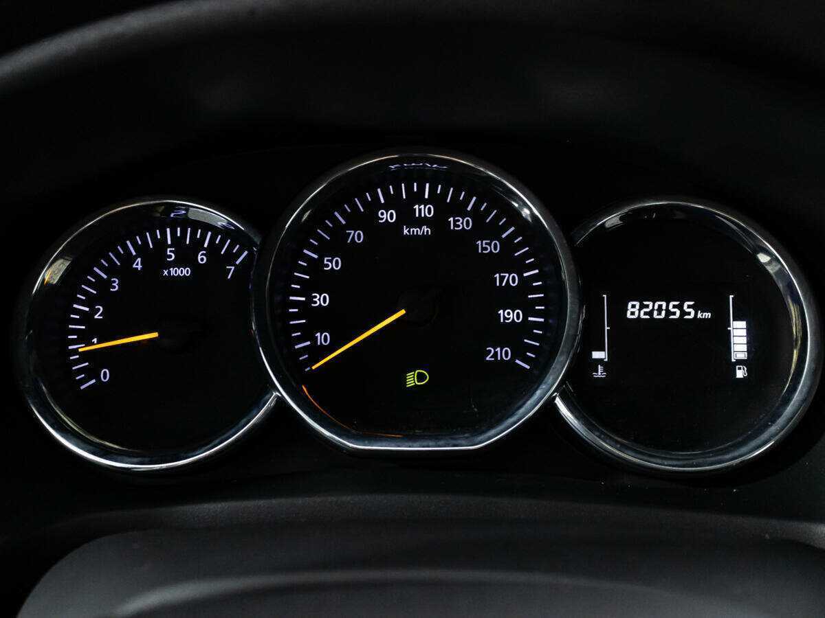 Купить Renault Logan Stepway, 2019, 82 029 км, фото №12