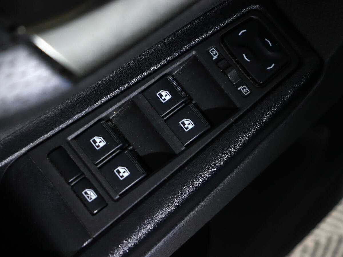 Купить Lada (ВАЗ) Vesta SW Cross, 2019, 43 550 км, фото №14