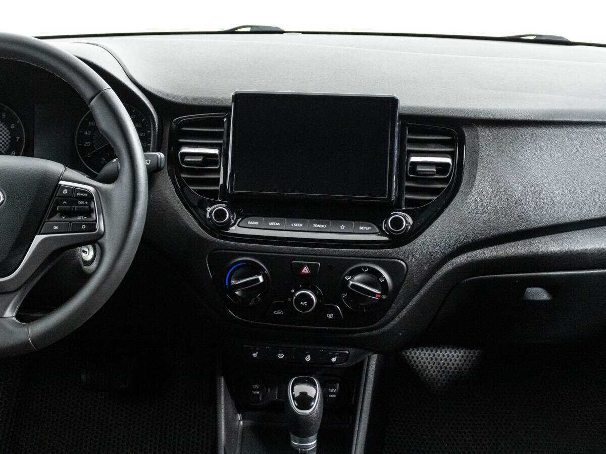 Купить Hyundai Solaris, 2021, 67 382 км, фото №14