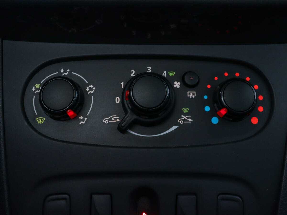 Купить Renault Logan, 2014, 23 200 км, фото №12