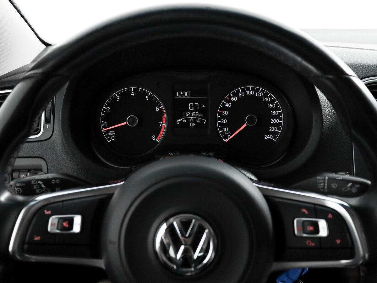 Купить Volkswagen Polo, 2020, 112 157 км, фото №15