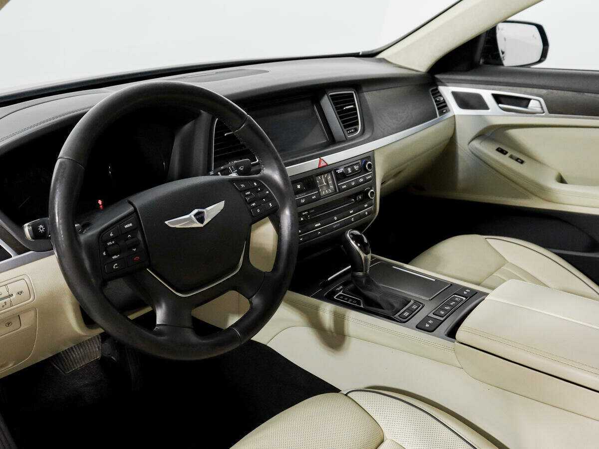 Купить Hyundai Genesis, 2015, 66 376 км, фото №8