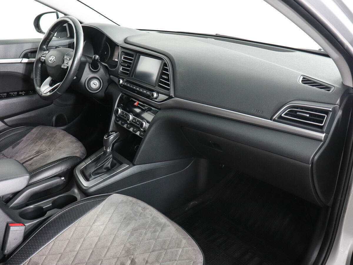 Купить Hyundai Elantra, 2019, 59 242 км, фото №10