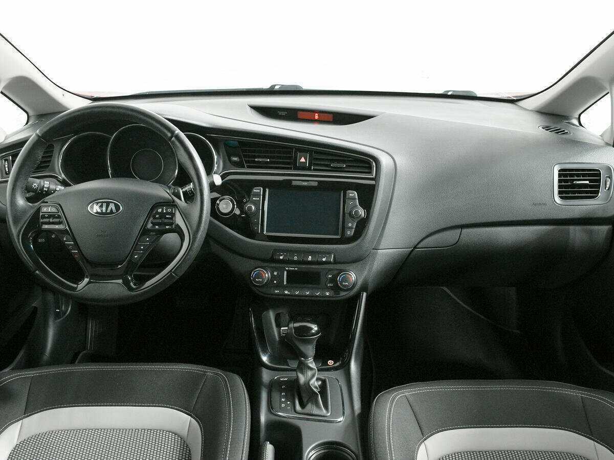 Купить Kia Ceed, 2017, 92 436 км, фото №11