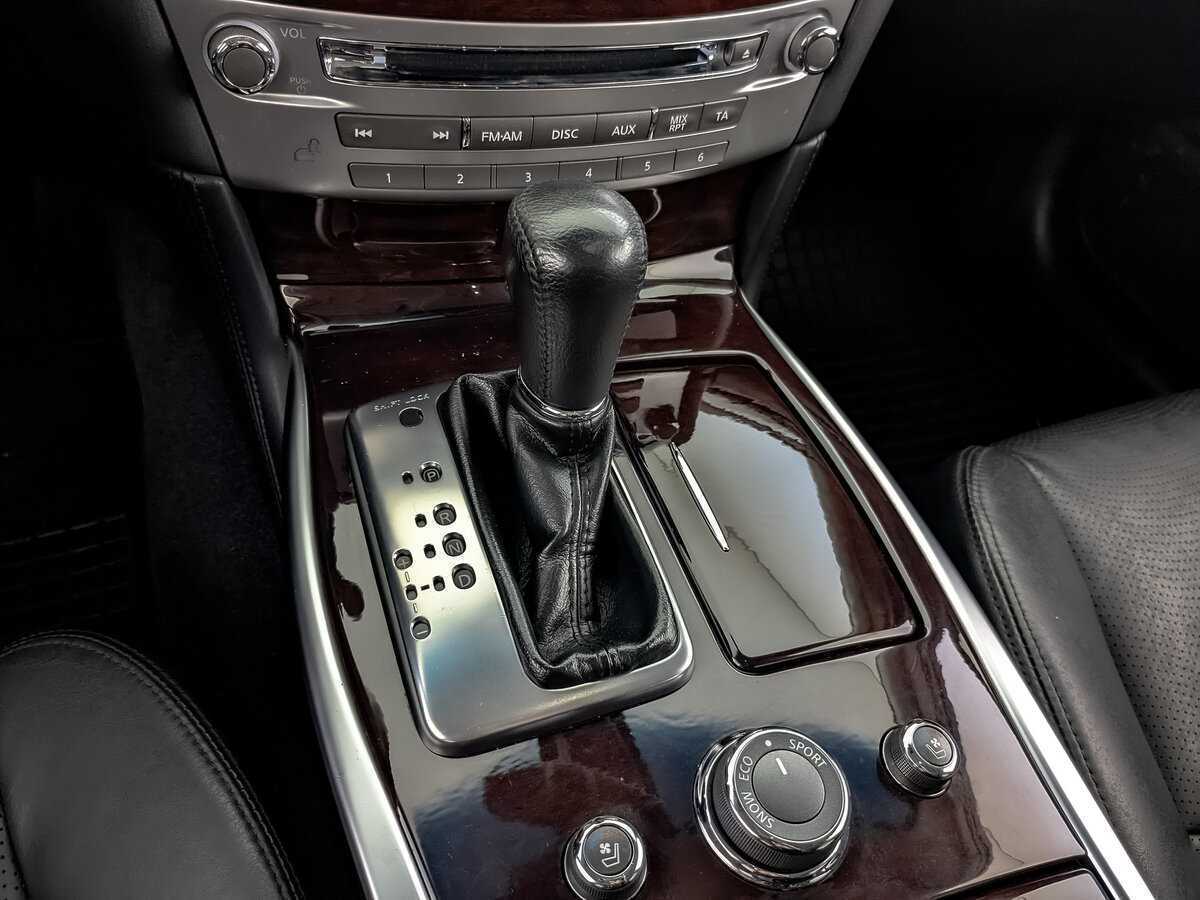 Купить Infiniti Q70, 2014, 201 542 км, фото №17