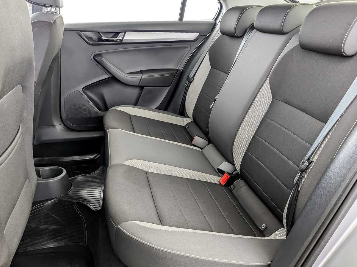 Купить Skoda Rapid, 2018, 111 290 км, фото №10