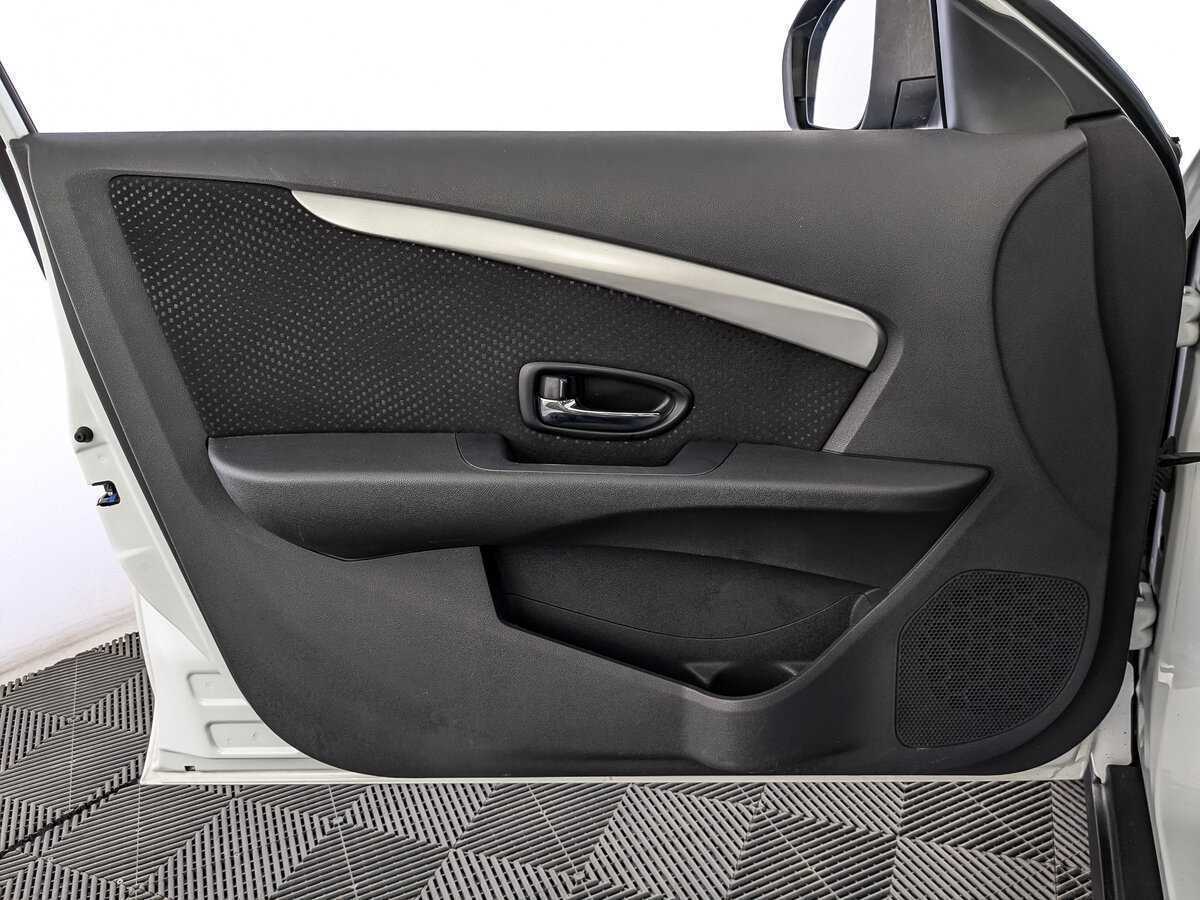 Купить Nissan Almera, 2015, 112 000 км, фото №15