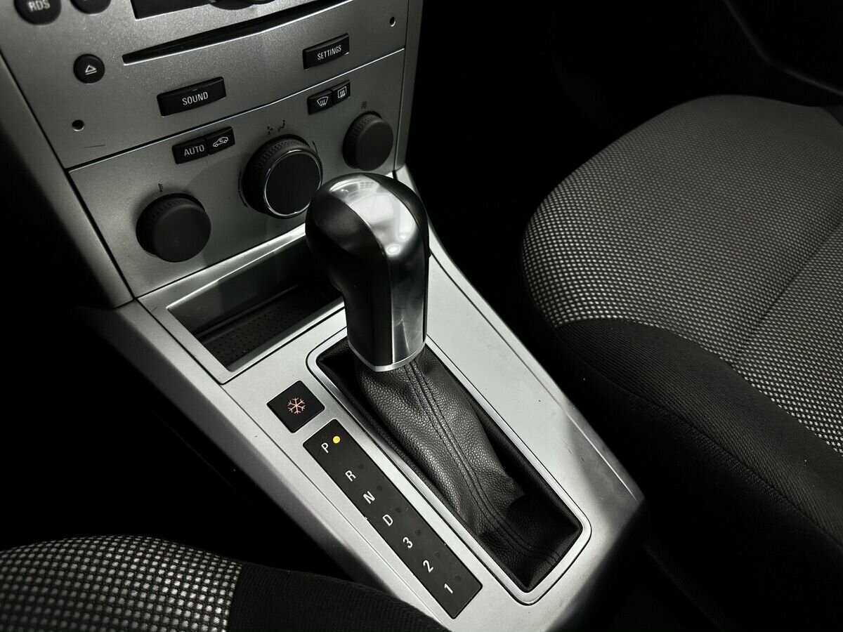 Купить Opel Astra, 2014, 233 985 км, фото №11