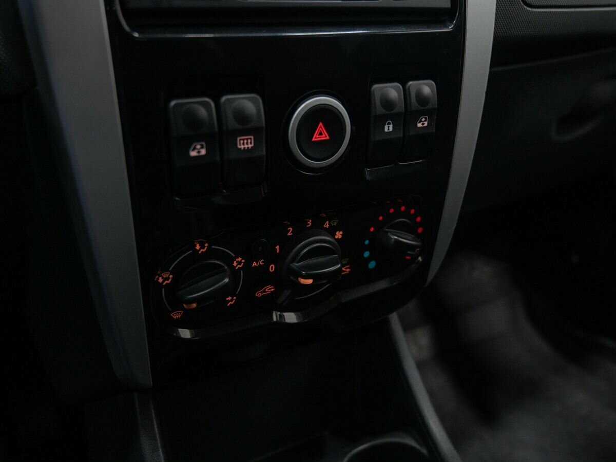 Купить Lada (ВАЗ) Largus Cross, 2020, 97 000 км, фото №17