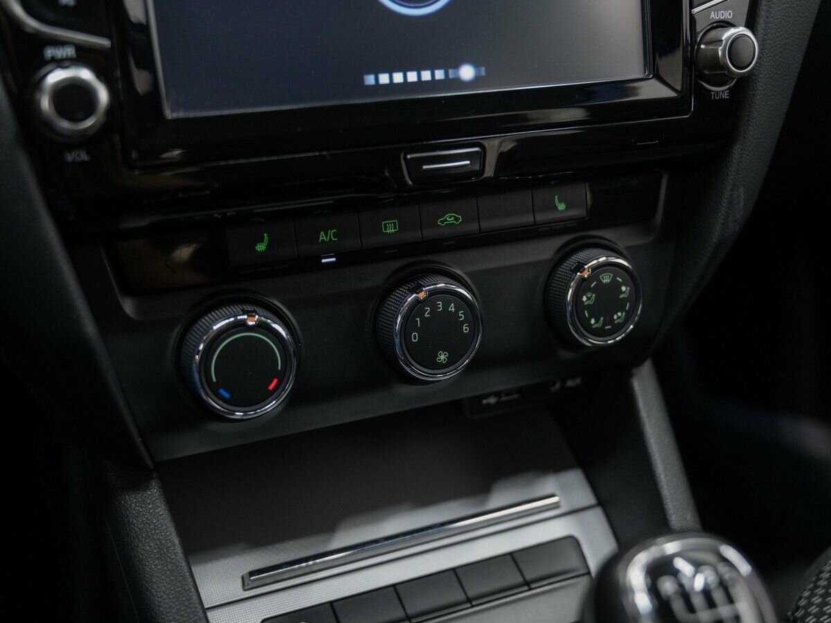 Купить Skoda Octavia, 2013, 250 000 км, фото №18