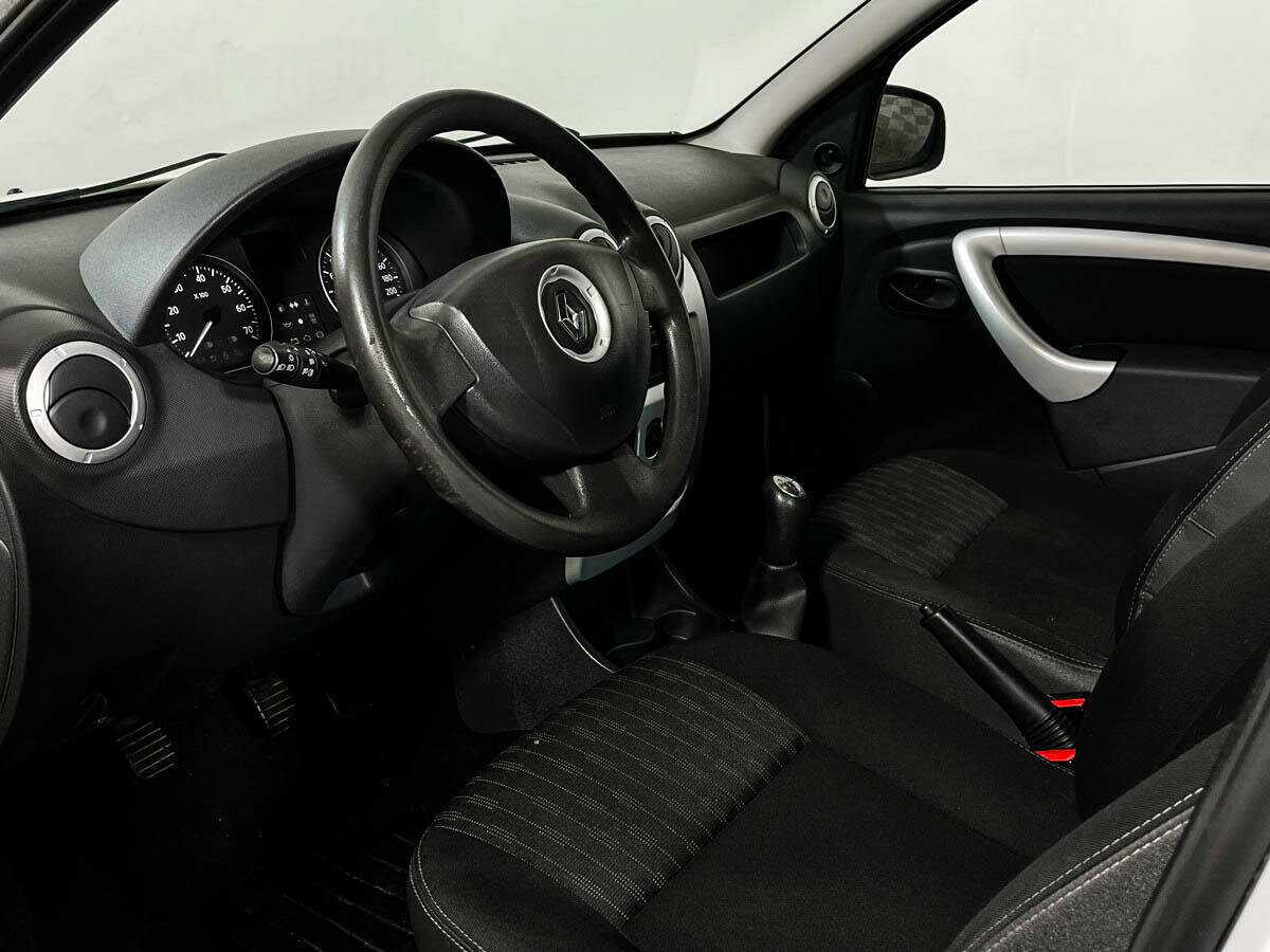 Купить Renault Sandero, 2013, 140 342 км, фото №6