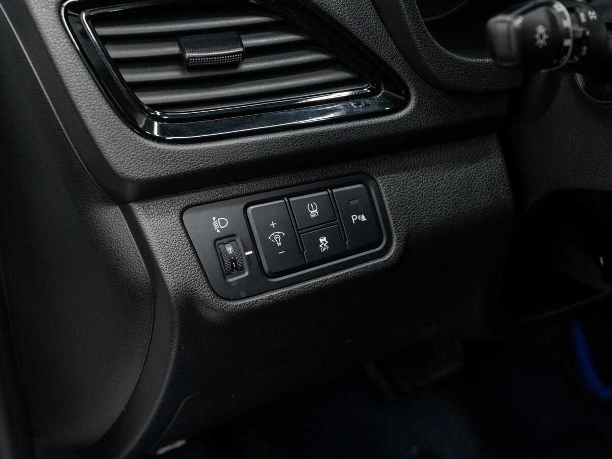 Купить Hyundai Solaris, 2021, 118 318 км, фото №15