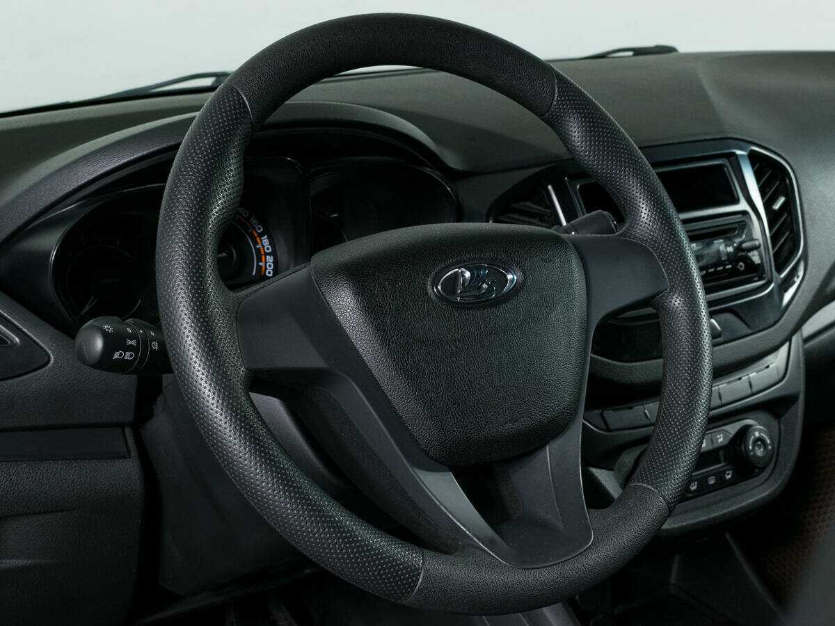 Купить Lada (ВАЗ) Vesta, 2017, 160 000 км, фото №13