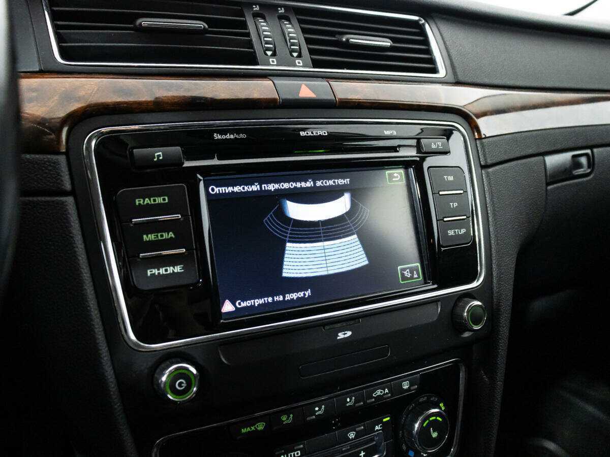 Купить Skoda Superb, 2012, 214 128 км, фото №15