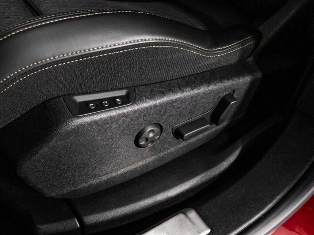 Купить Peugeot 3008, 2017, 86 853 км, фото №16