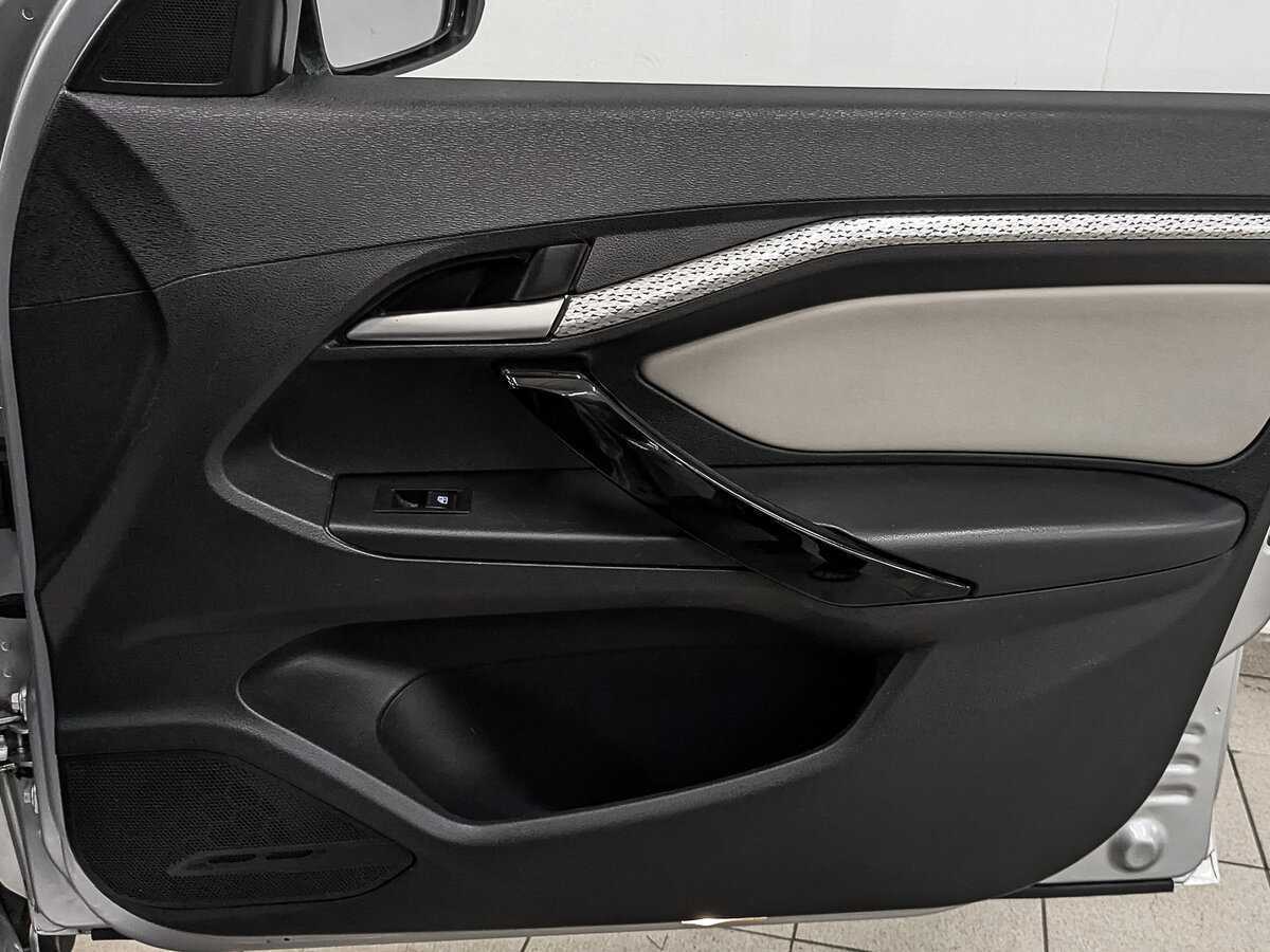 Купить Lada (ВАЗ) Vesta SW Cross, 2018, 127 132 км, фото №24