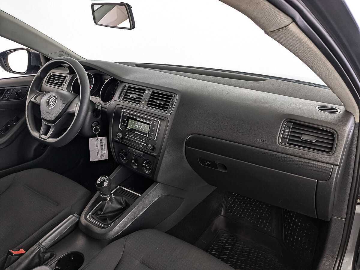 Купить Volkswagen Jetta, 2016, 227 183 км, фото №13