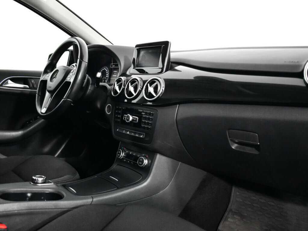Купить Mercedes-Benz B-Класс 180, 2014, 137 463 км, фото №9
