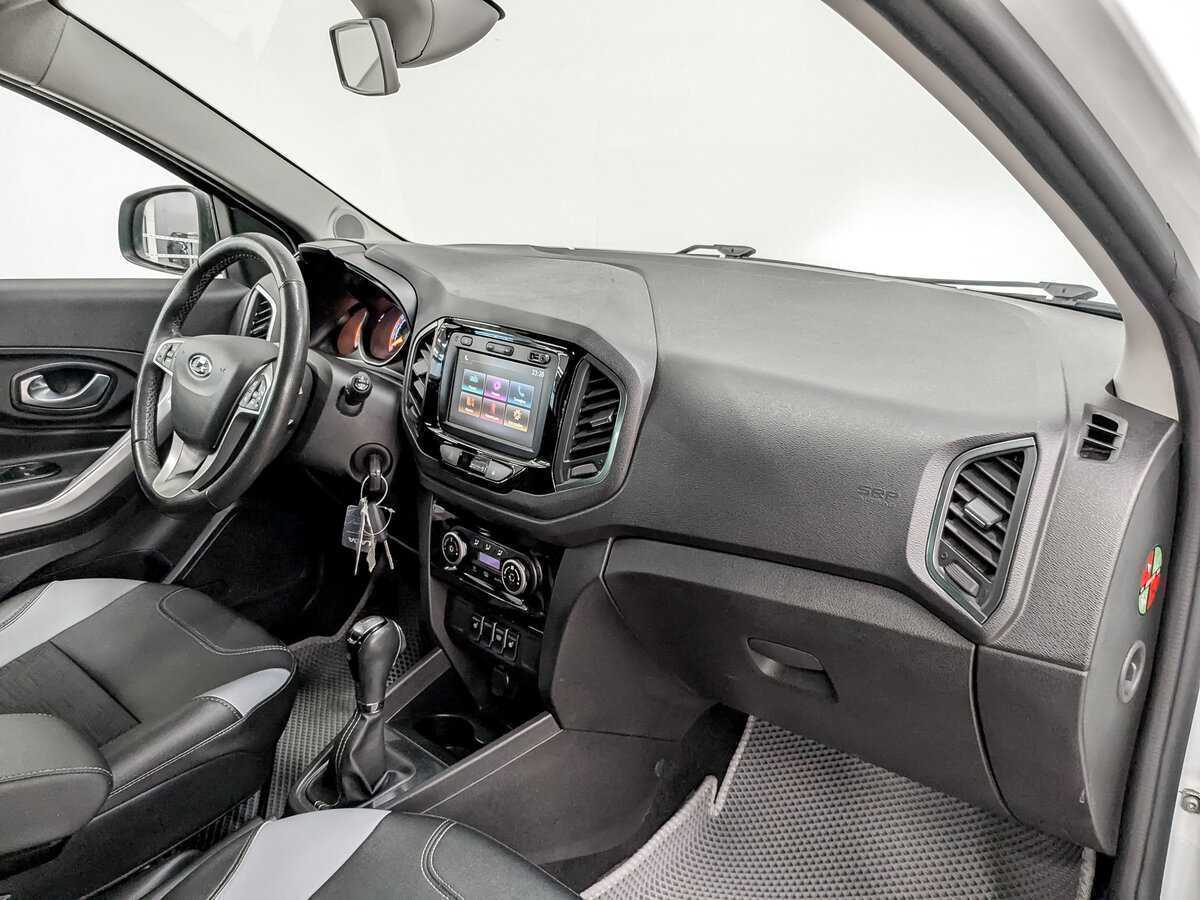 Купить Lada (ВАЗ) XRAY Cross, 2019, 76 626 км, фото №11