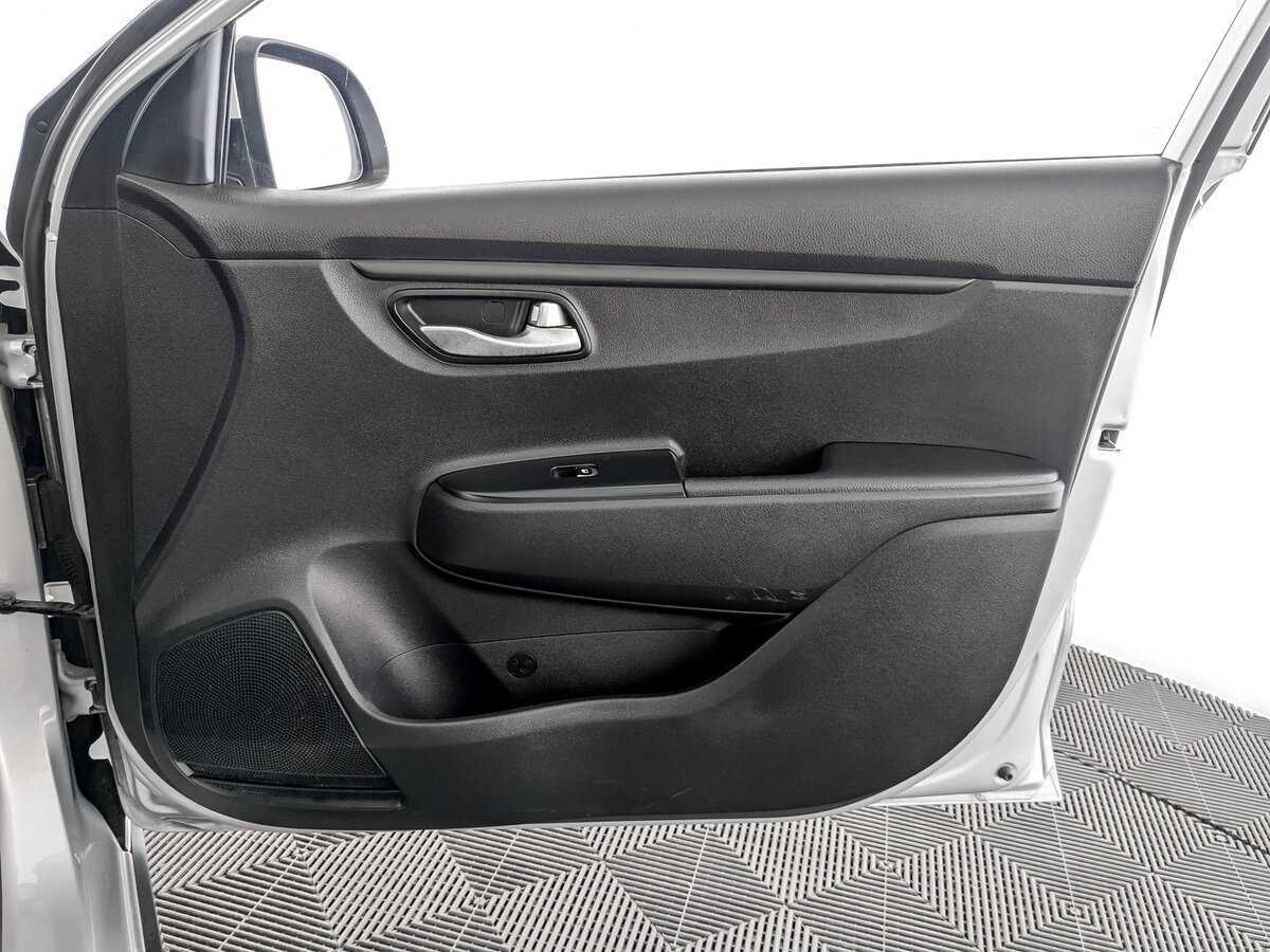 Купить Kia Rio X-Line, 2020, 202 761 км, фото №22