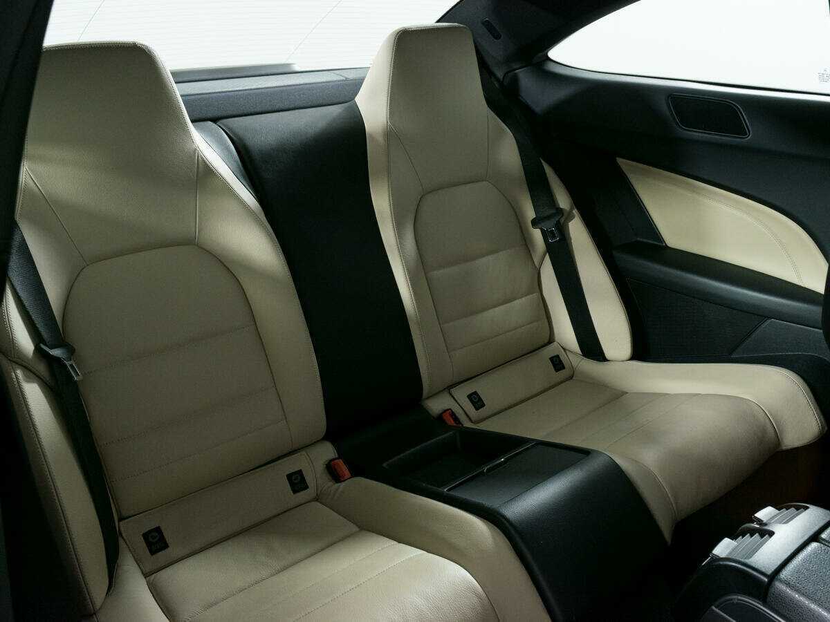 Купить Mercedes-Benz C-Класс 180, 2012, 141 000 км, фото №11