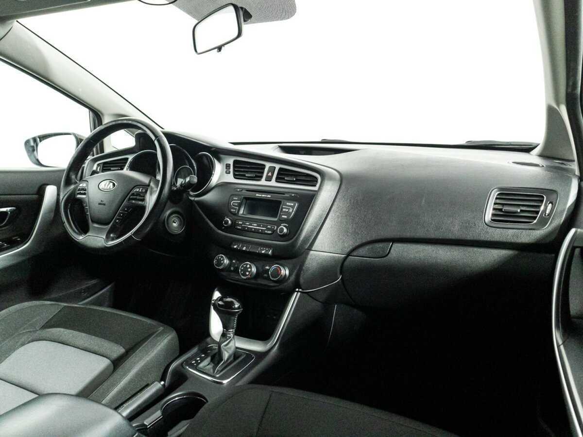 Купить Kia Ceed, 2013, 193 657 км, фото №9