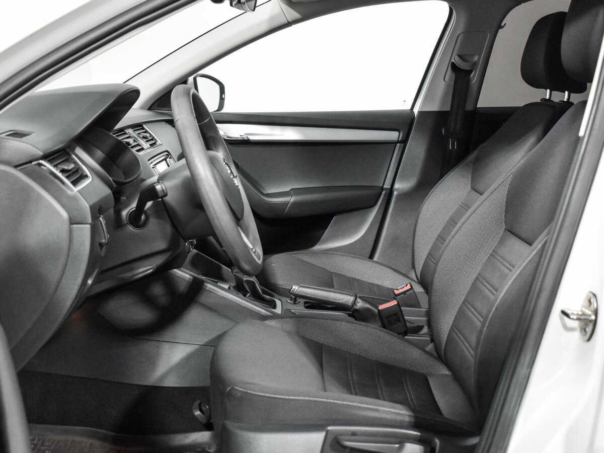 Купить Skoda Octavia, 2018, 110 000 км, фото №9