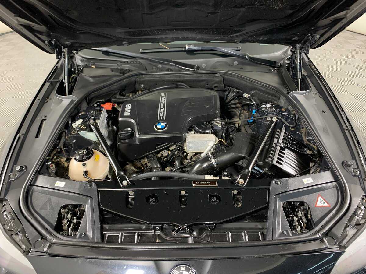 Купить BMW 5 серии 528i, 2012, 280 700 км, фото №11